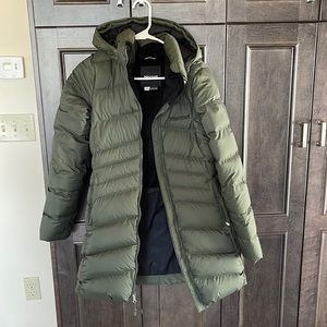 Marmot montreaux down jacket, small